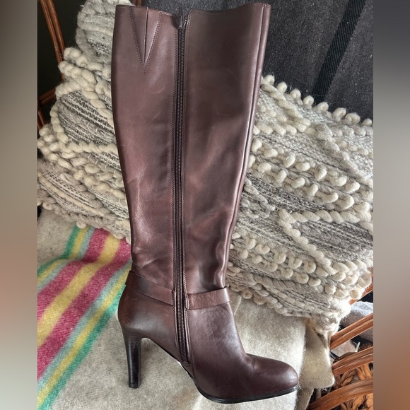 Ralph Lauren Leather Boots - Picture 2 of 3